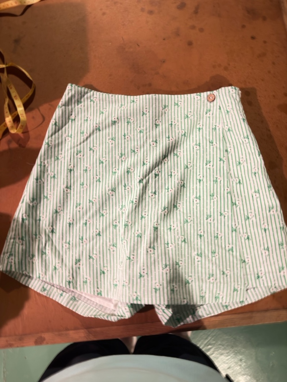 Pink Lily Green Striped Floral Skort